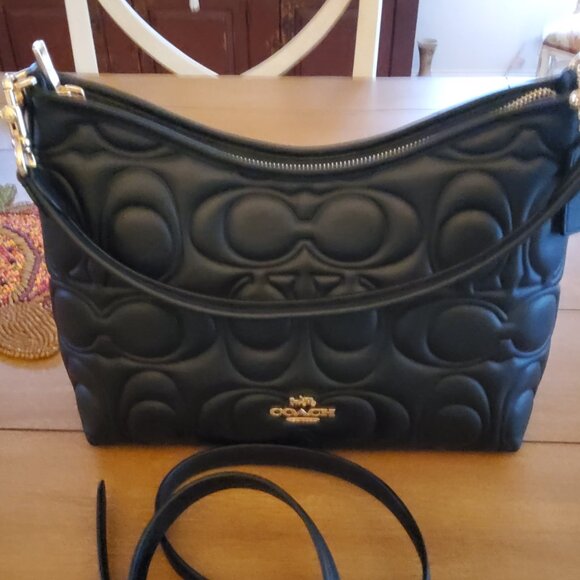 Like New Laurel Shoulder/Crossbody Bag in Signature Leather CZ178 - Picture 2 of 12